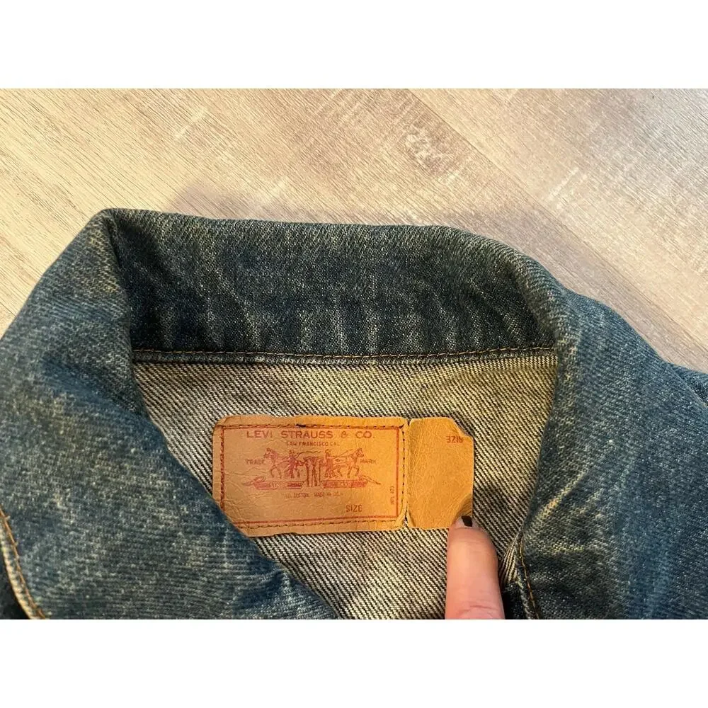 VTG 70s Levis Denim Trucker Jacket Blue Jean Pointed Collar 40 S/M
